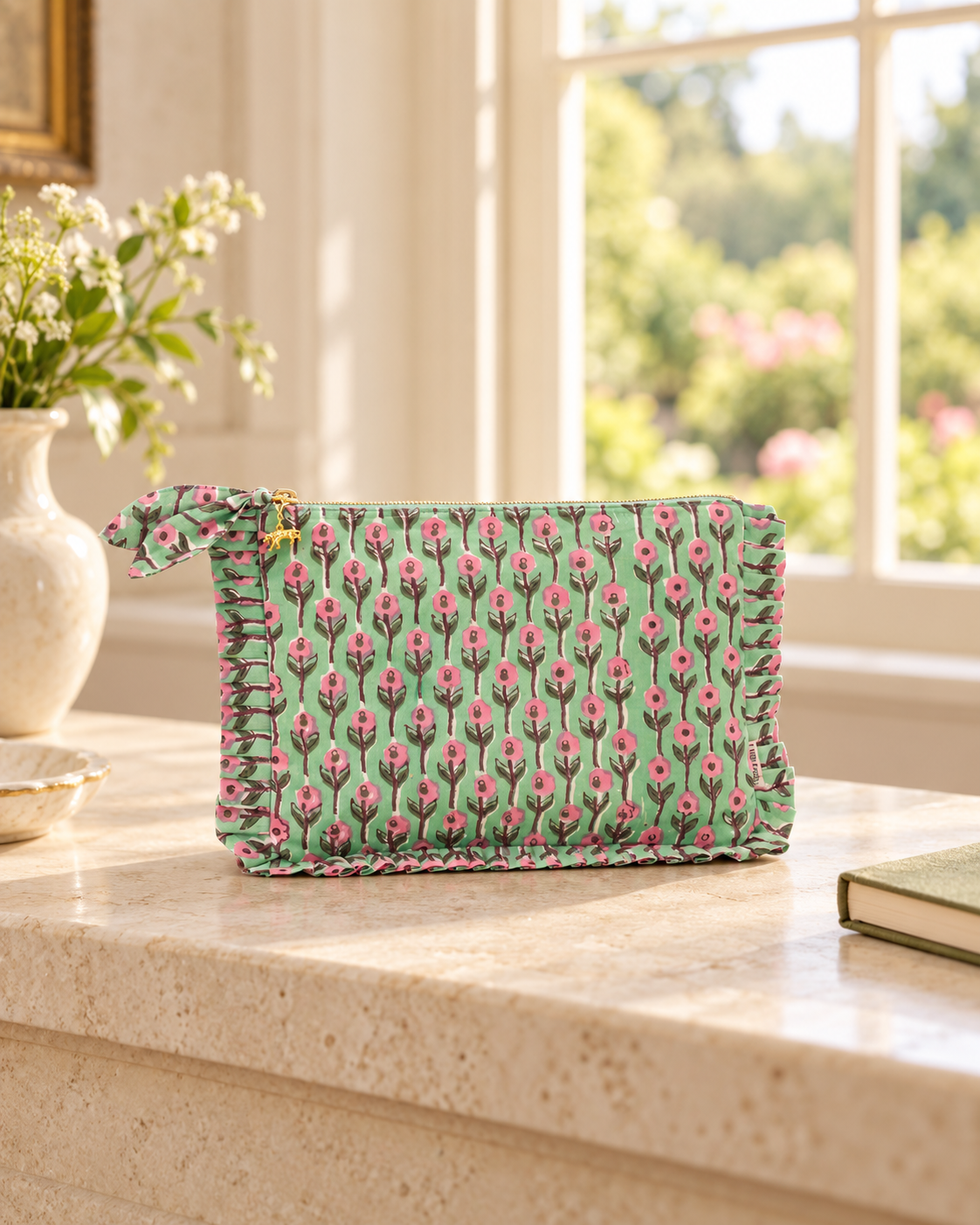 Gulnaar Bel Frill Everyday Pouch
