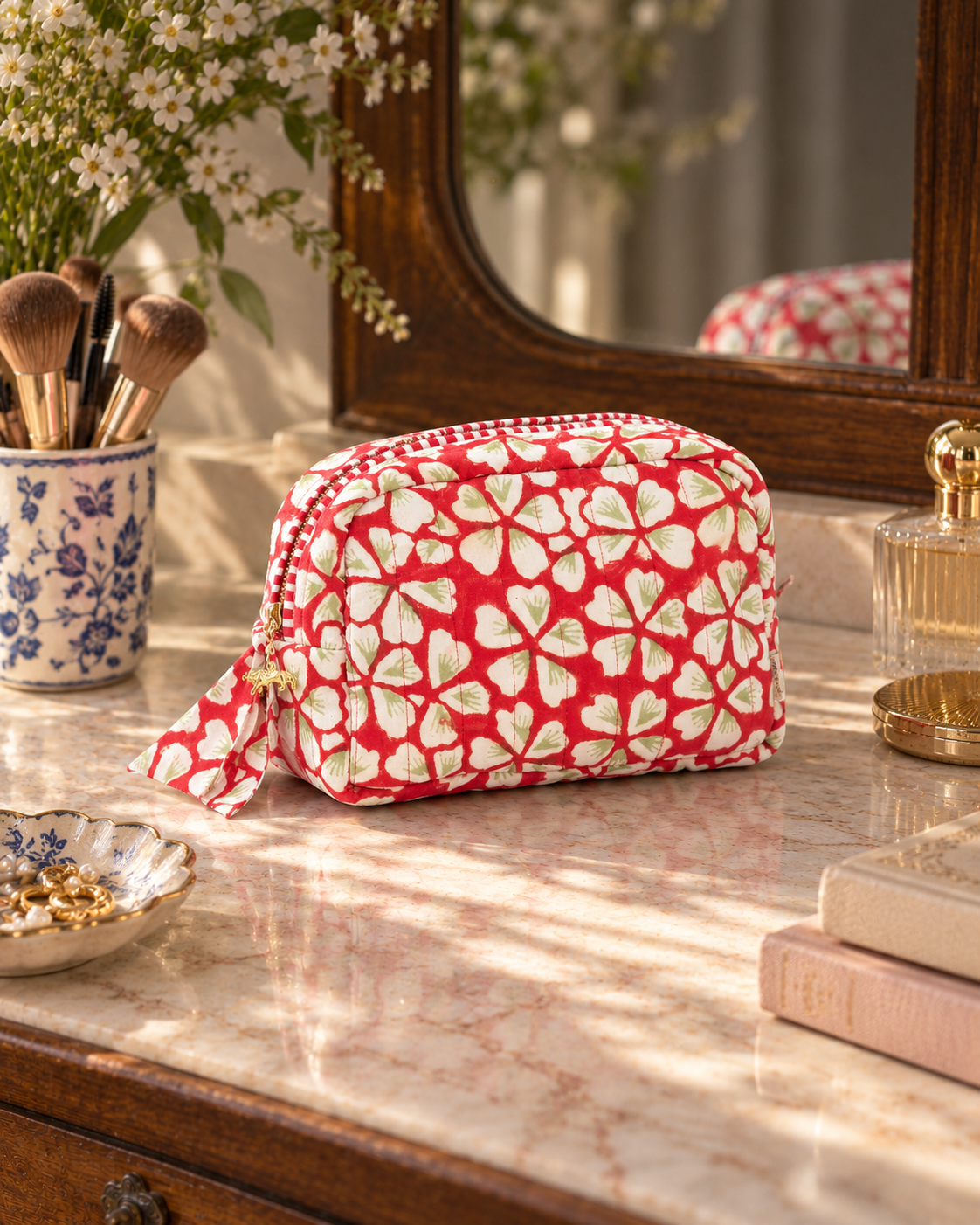 Ruby Clover Makeup Bag